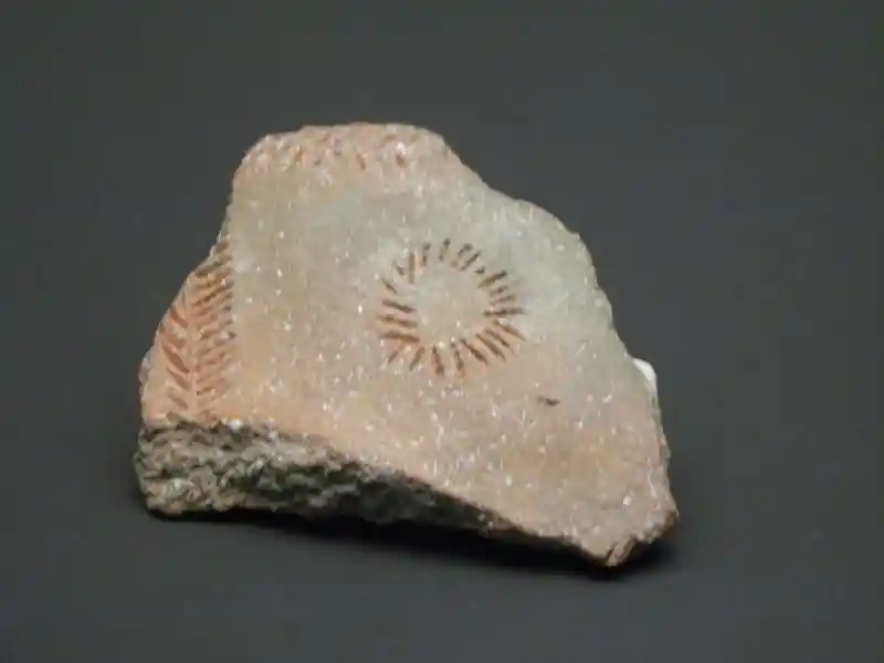 Soliform Schematic Art Jeroni Cave Ravine, sun symbol